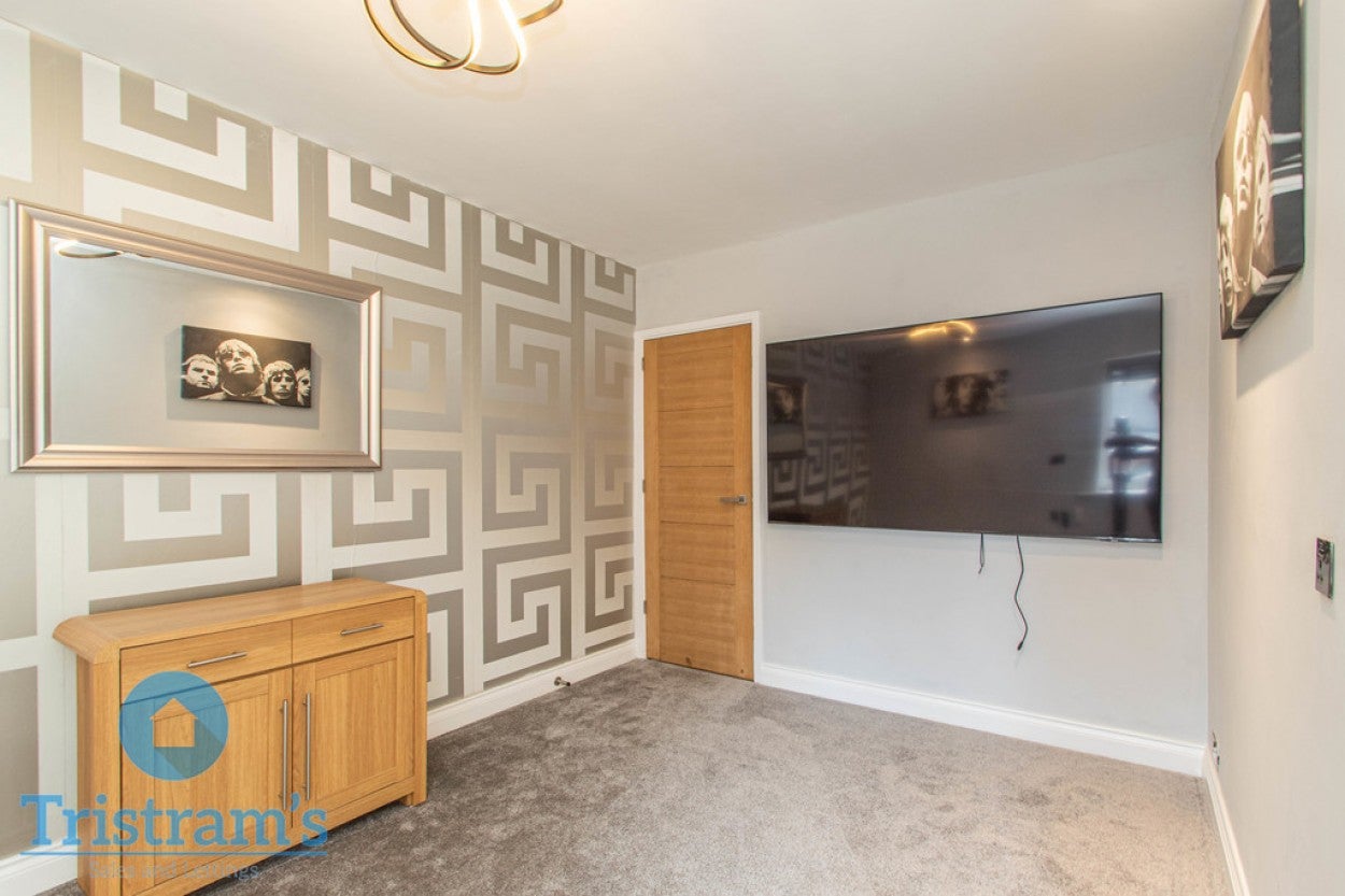 Flat Midland Avenue in Nottingham