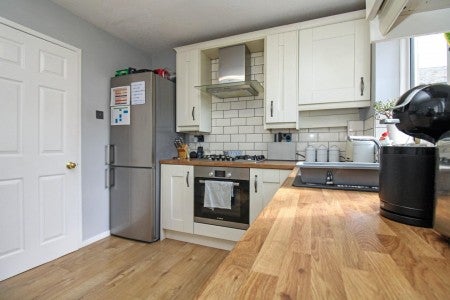 House Coverley Rise in Leeds