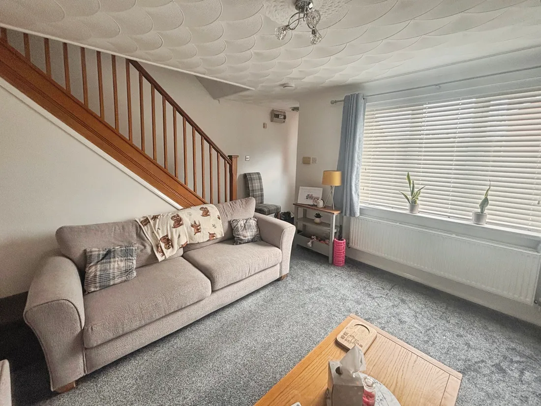 House Rhodfa Sweldon in Barry