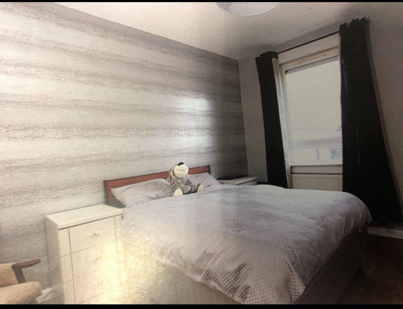 Room Stenhouse Place East in City of Edinburgh