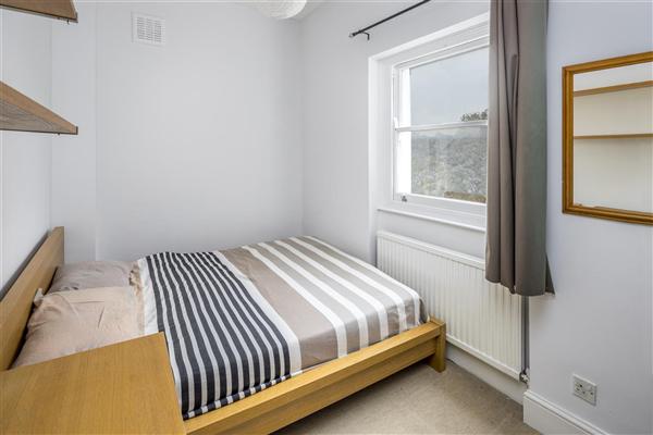 Flat Highbury Grove in Greater London