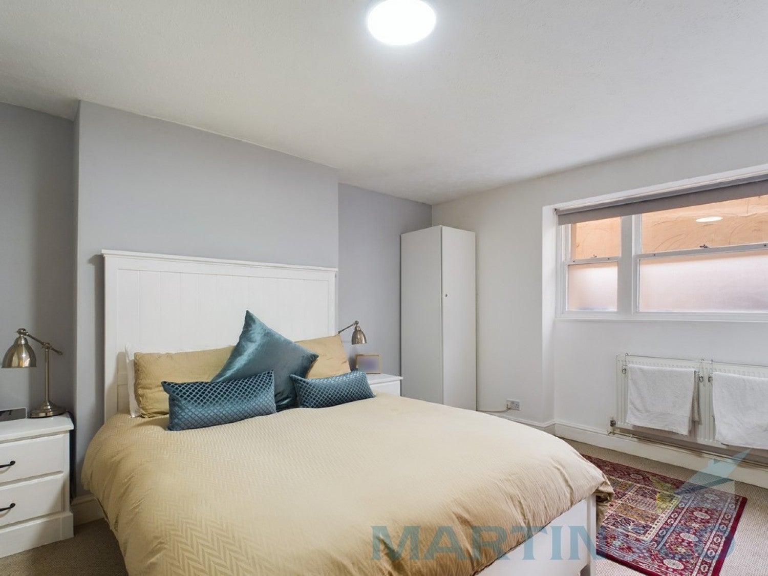 Room Bedford Square in Brighton