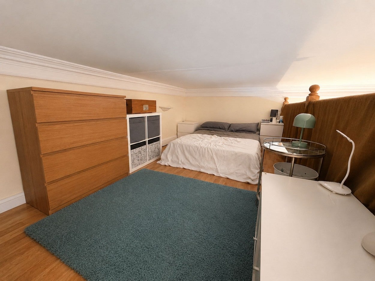 Flat Hotwell Road in Bristol