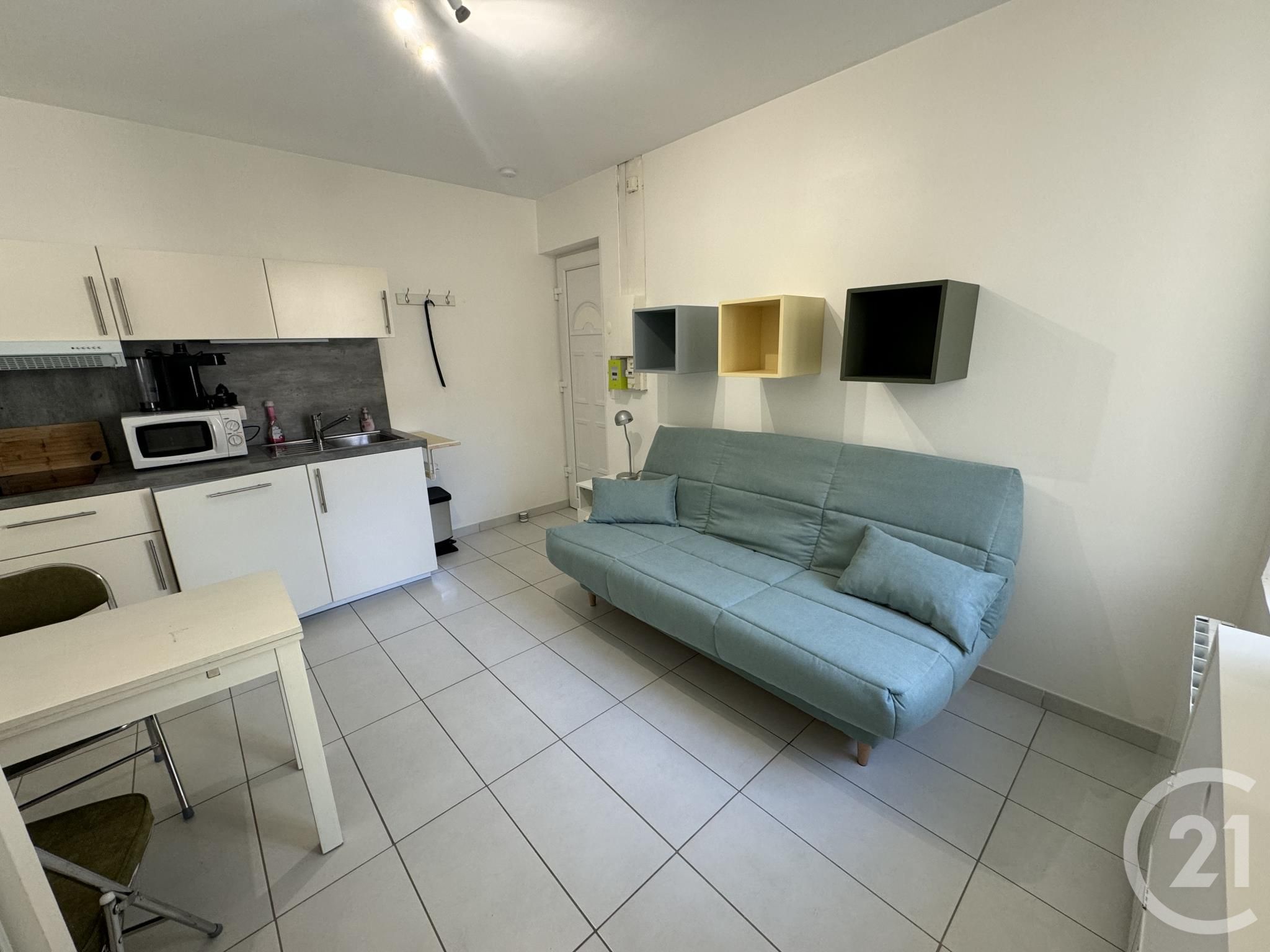 Flat Rue des Tuileries in Reims