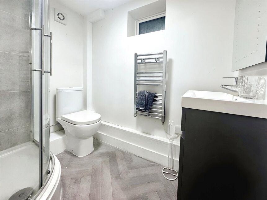 Flat Frant Road in Tunbridge Wells