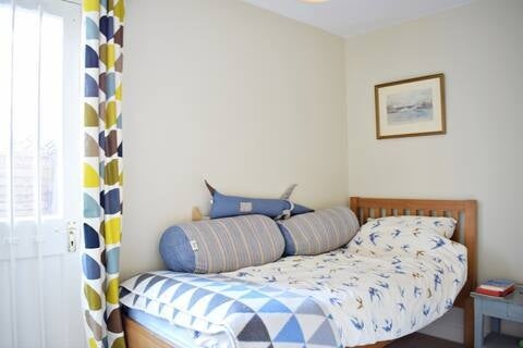 Flat Avenell Road in Greater London