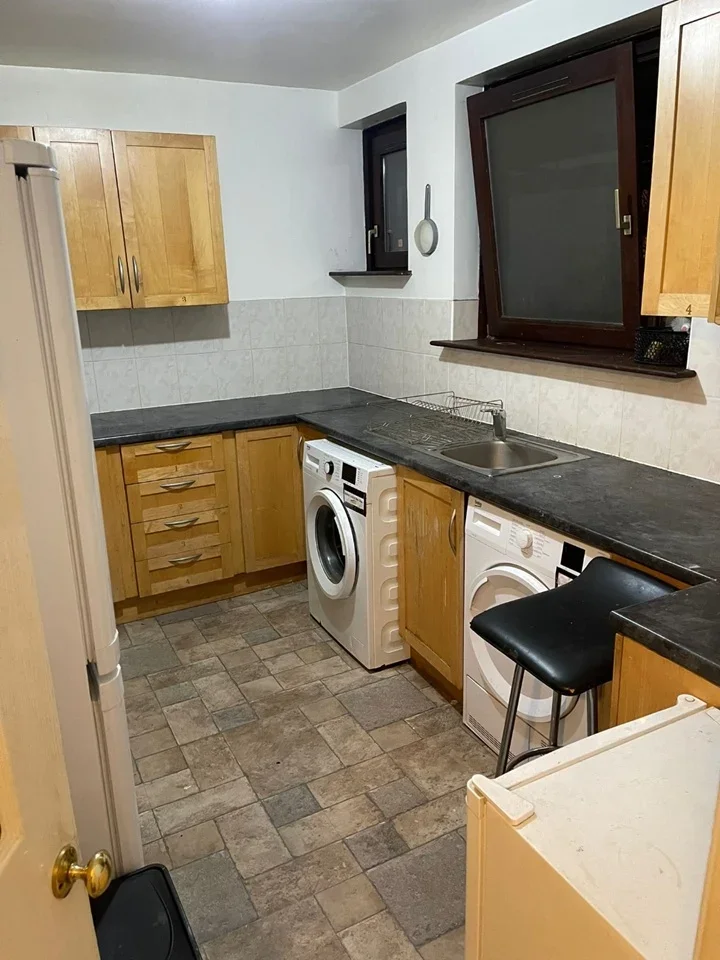 Room Rotherhithe New Road in Greater London