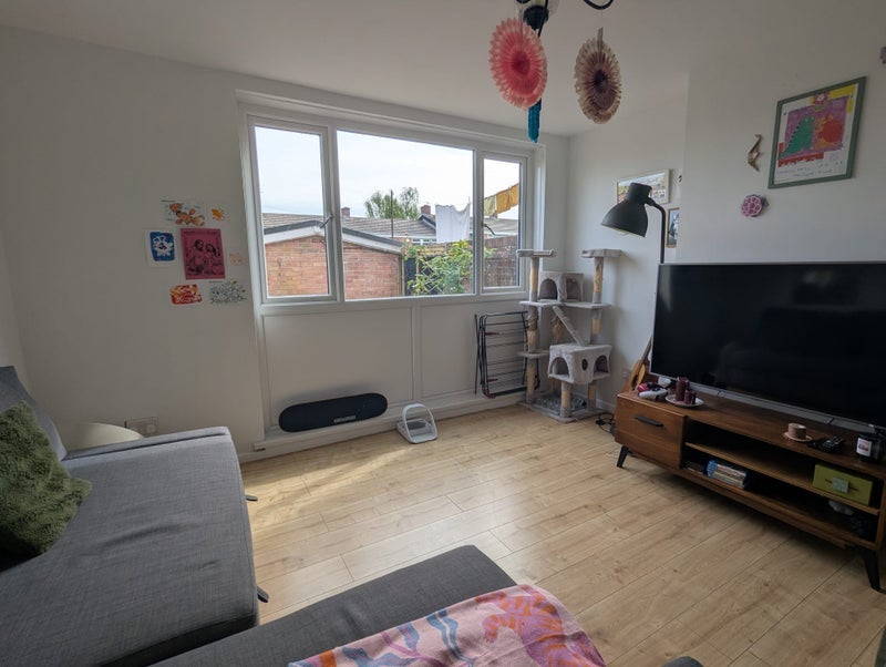 Room Birch Road in Cardiff