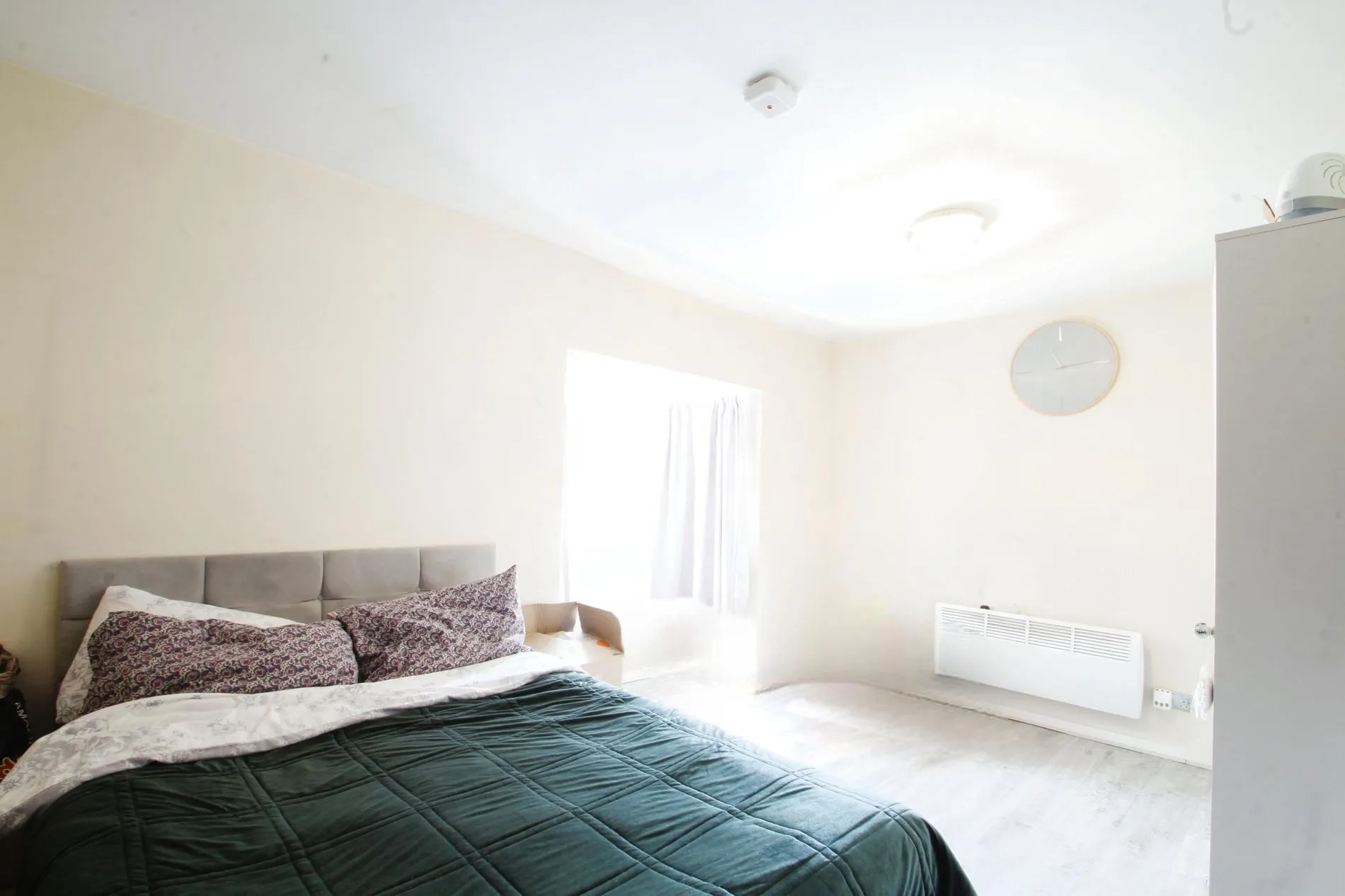Flat Knowles Close in Greater London
