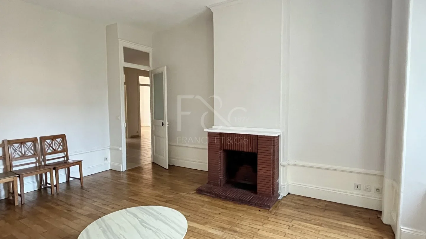 Appartement Avenue Berthelot à Lyon