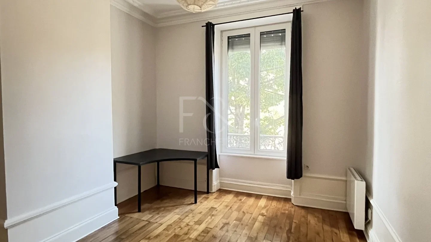 Appartement Avenue Berthelot à Lyon