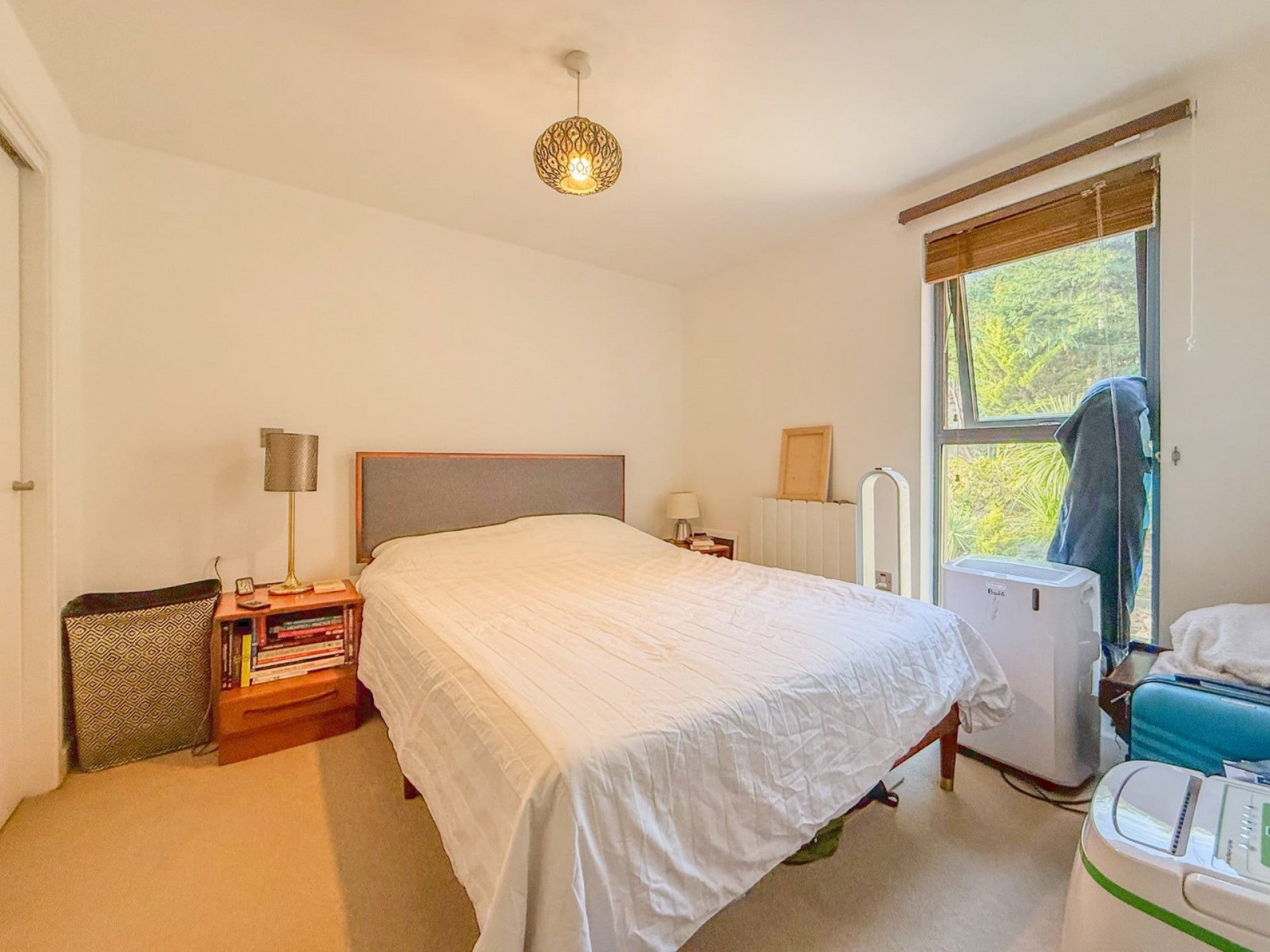 Flat Hotwell Road in Bristol