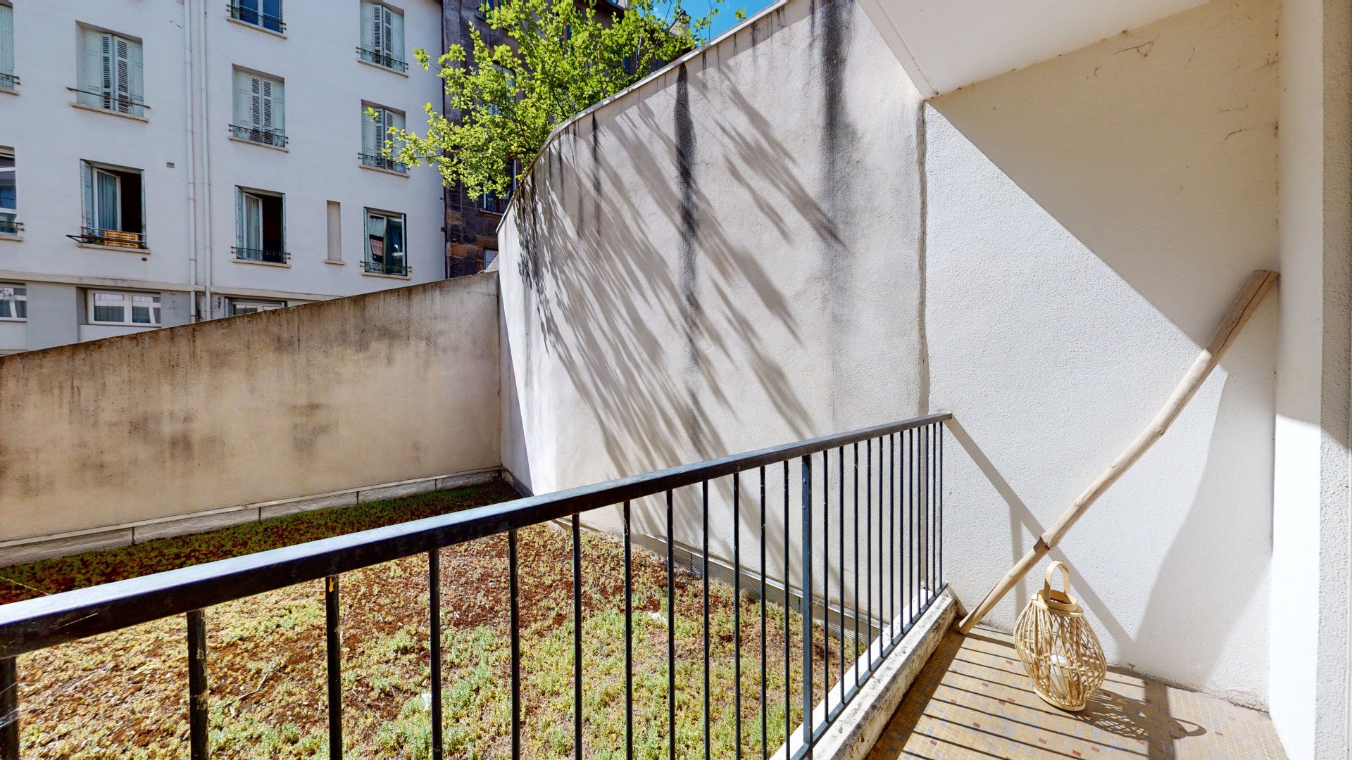 Flat Rue Désiré Claude in Saint-Étienne