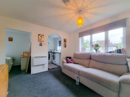 Flat Chiswell Court in Watford