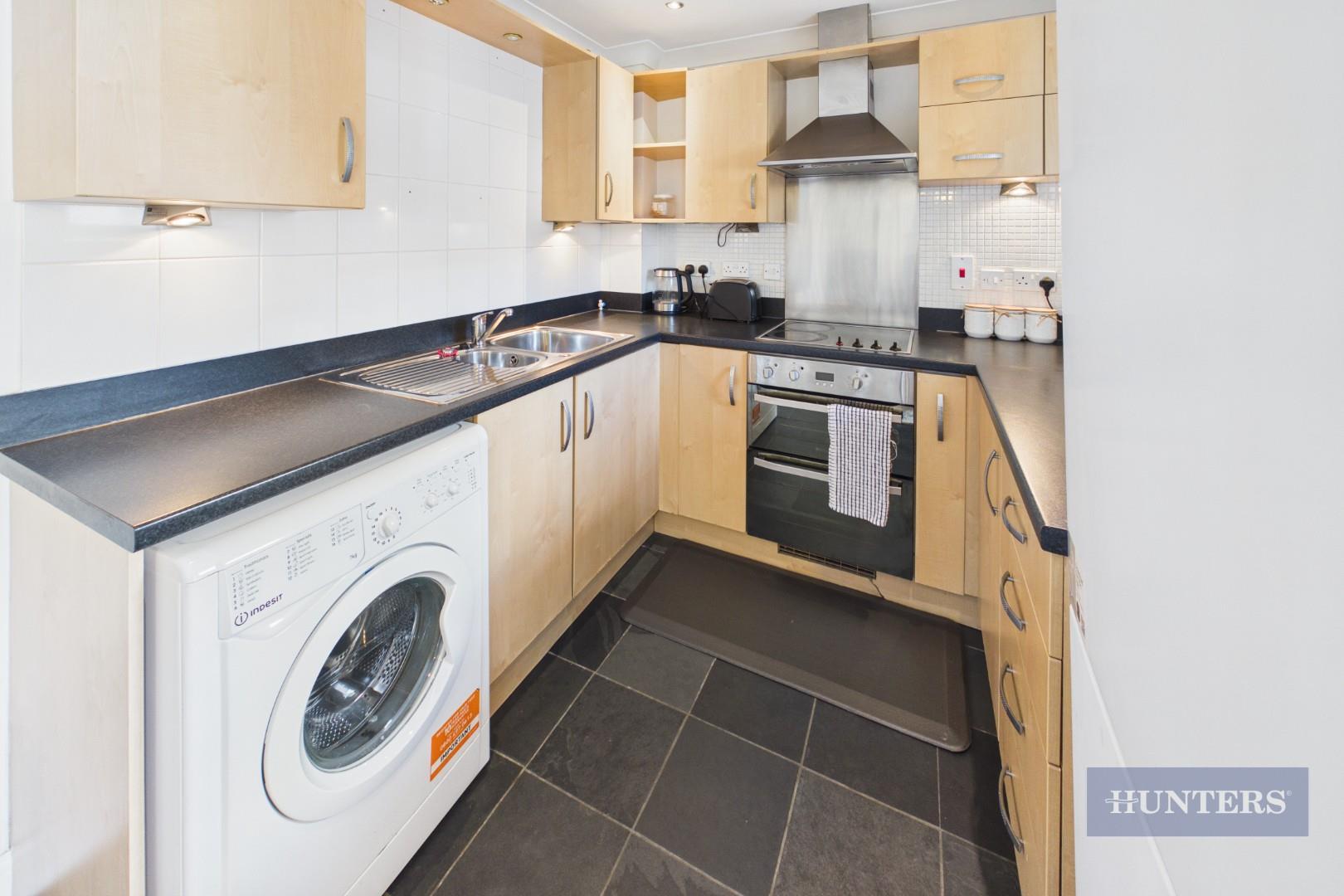Flat Orchard Place in Southampton