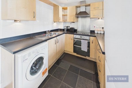 Flat Orchard Place in Southampton