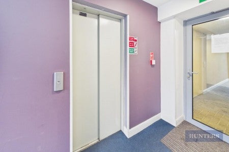 Flat Orchard Place in Southampton