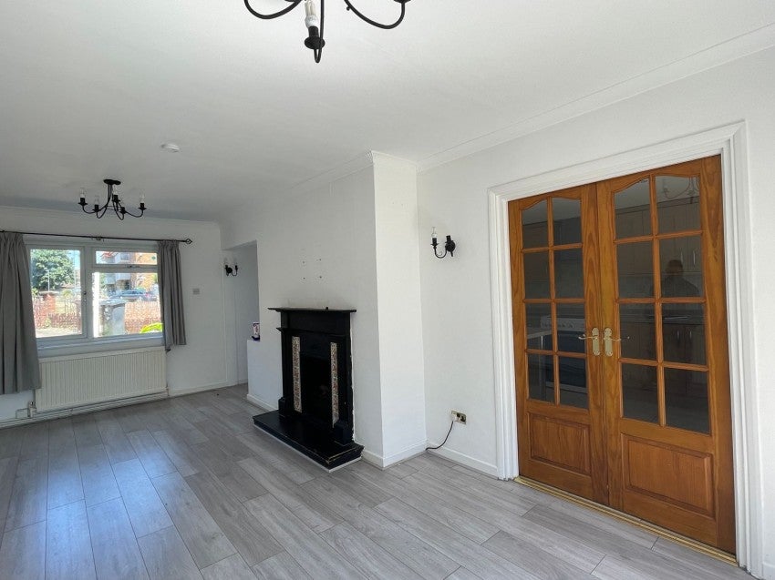 House Manor Road in Greater London