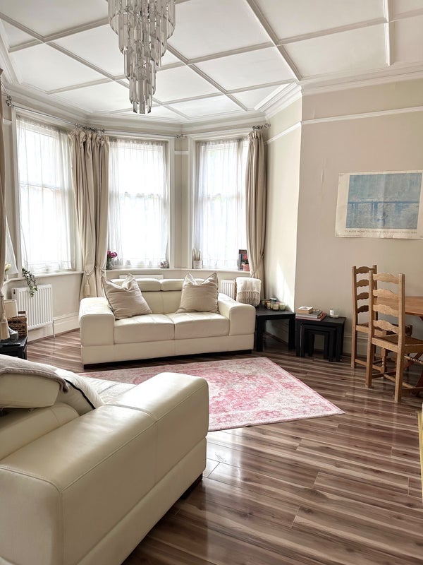 Room Elgin Avenue in City of Westminster