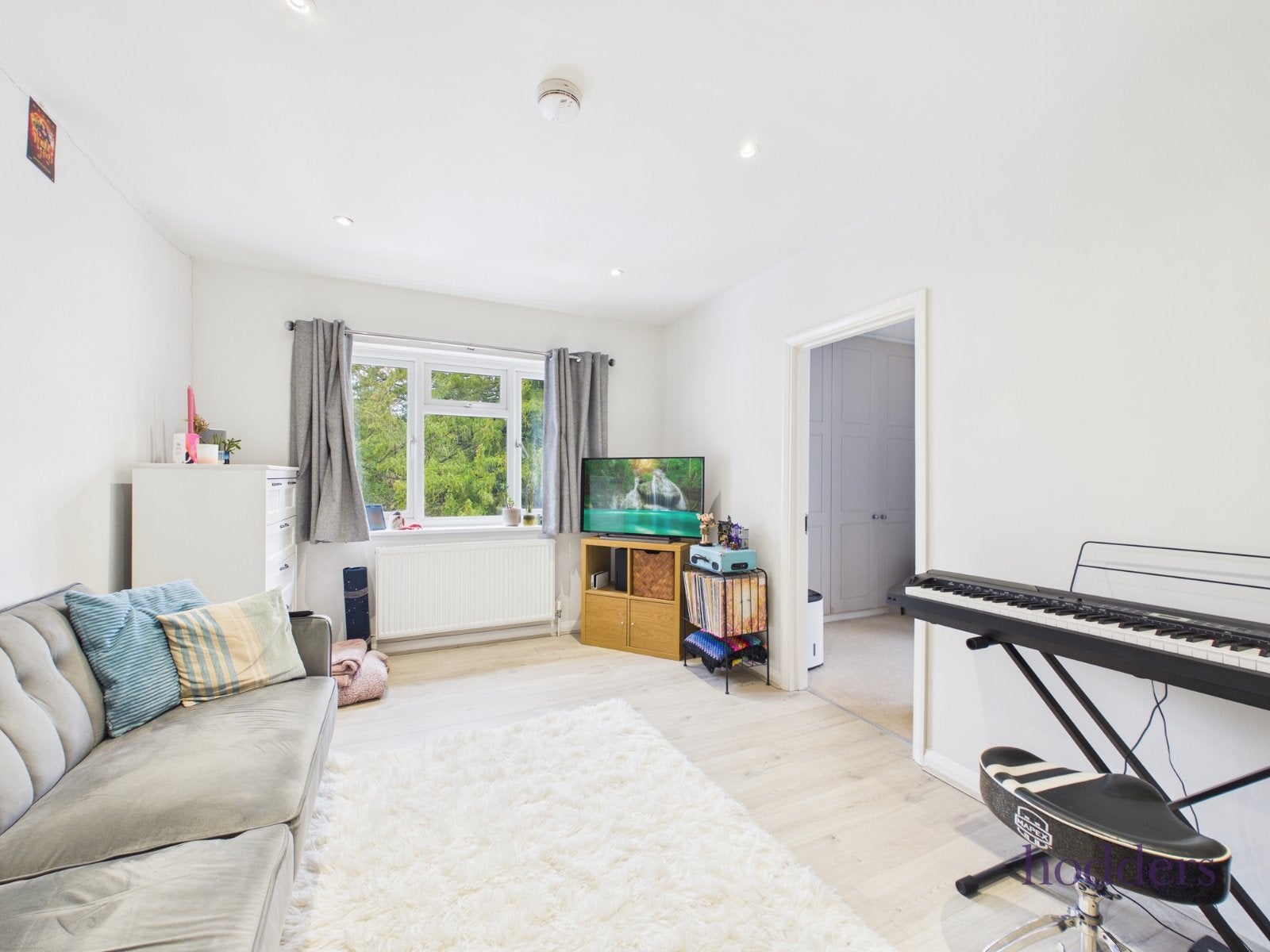 Flat Addlestone Road in Borough of Runnymede