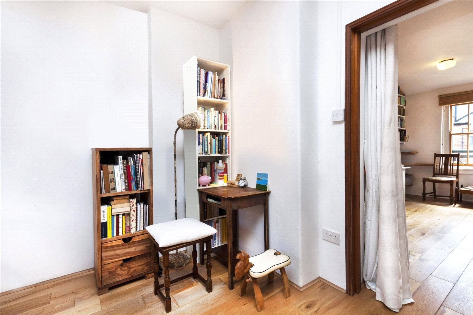 Flat Martlett Court in City of Westminster