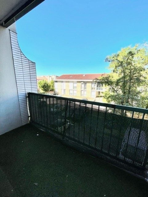 Flat Rue du Maréchal de Lattre de Tassigny in Ramonville-Saint-Agne