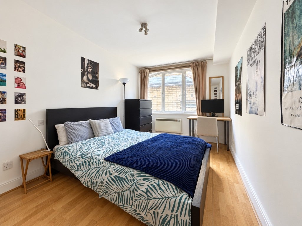 Flat Lisson Grove in City of Westminster