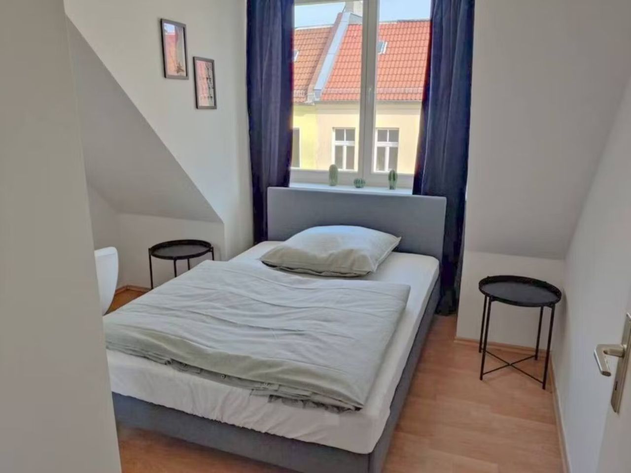 Zimmer Schönhauser Allee in Berlin