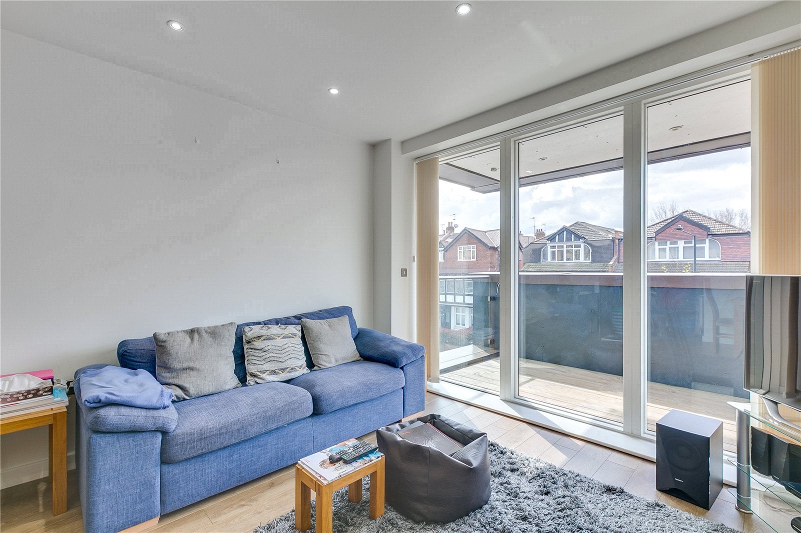 Flat Willesden Lane in Greater London