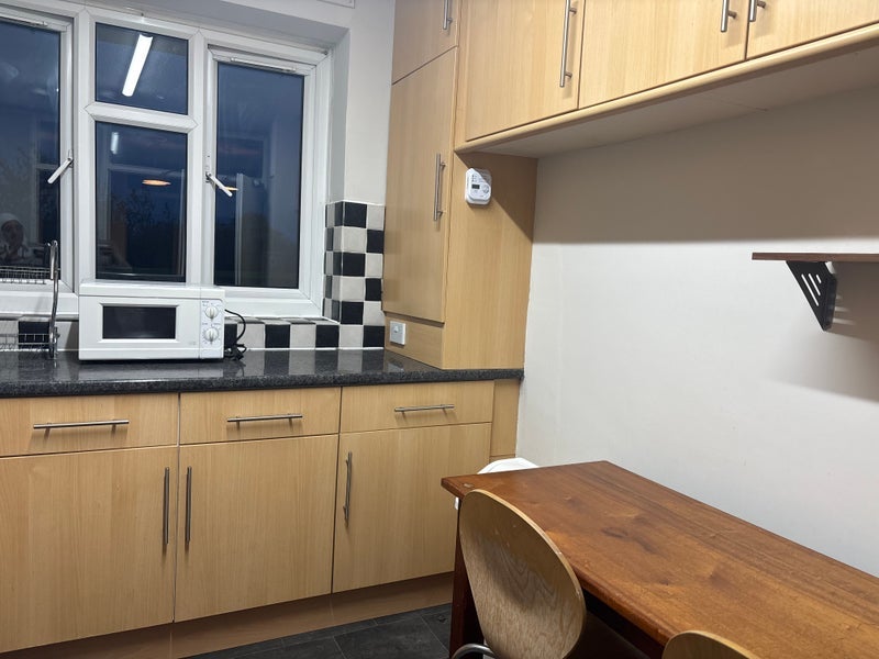 Flat Ernest Street in Greater London