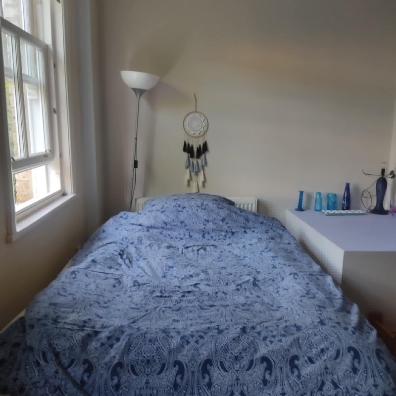 Room Walnut Tree Walk in Greater London