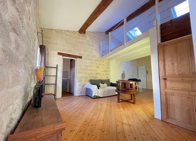 Flat Place Saint-Roch in Montpellier