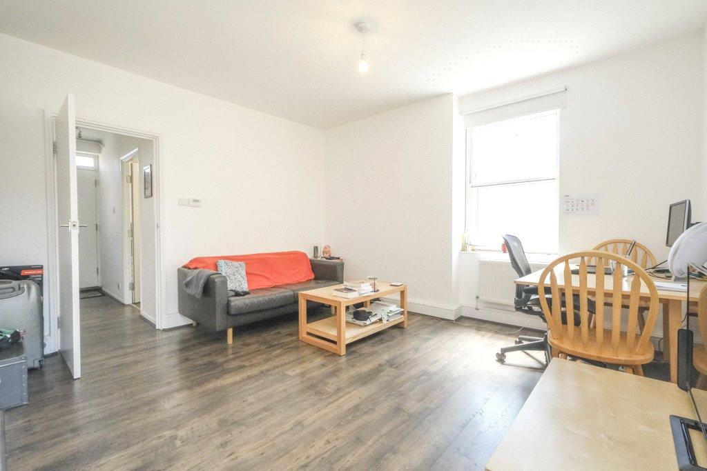 Flat Hornsey Road in London