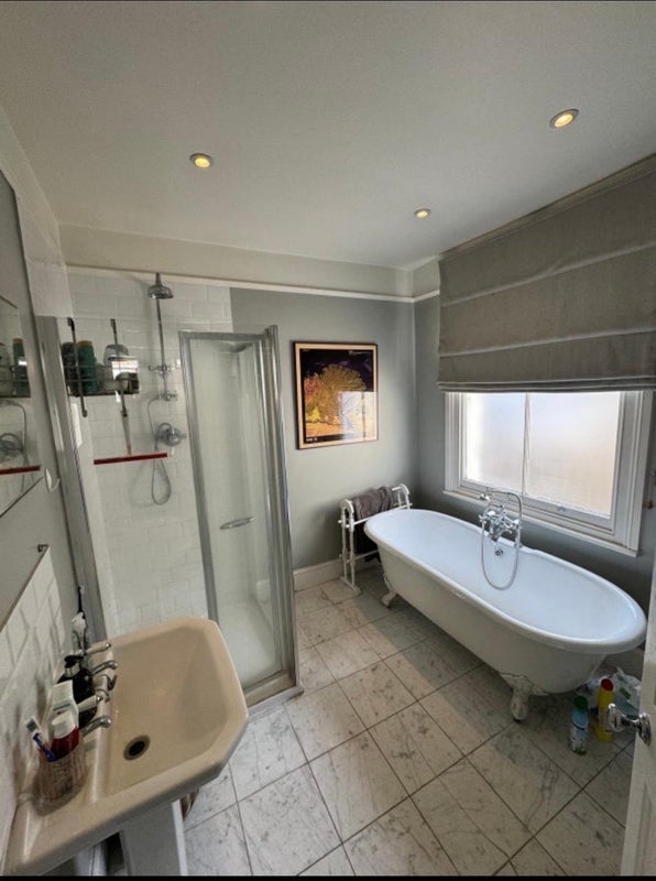 Room Edenvale Street in Greater London