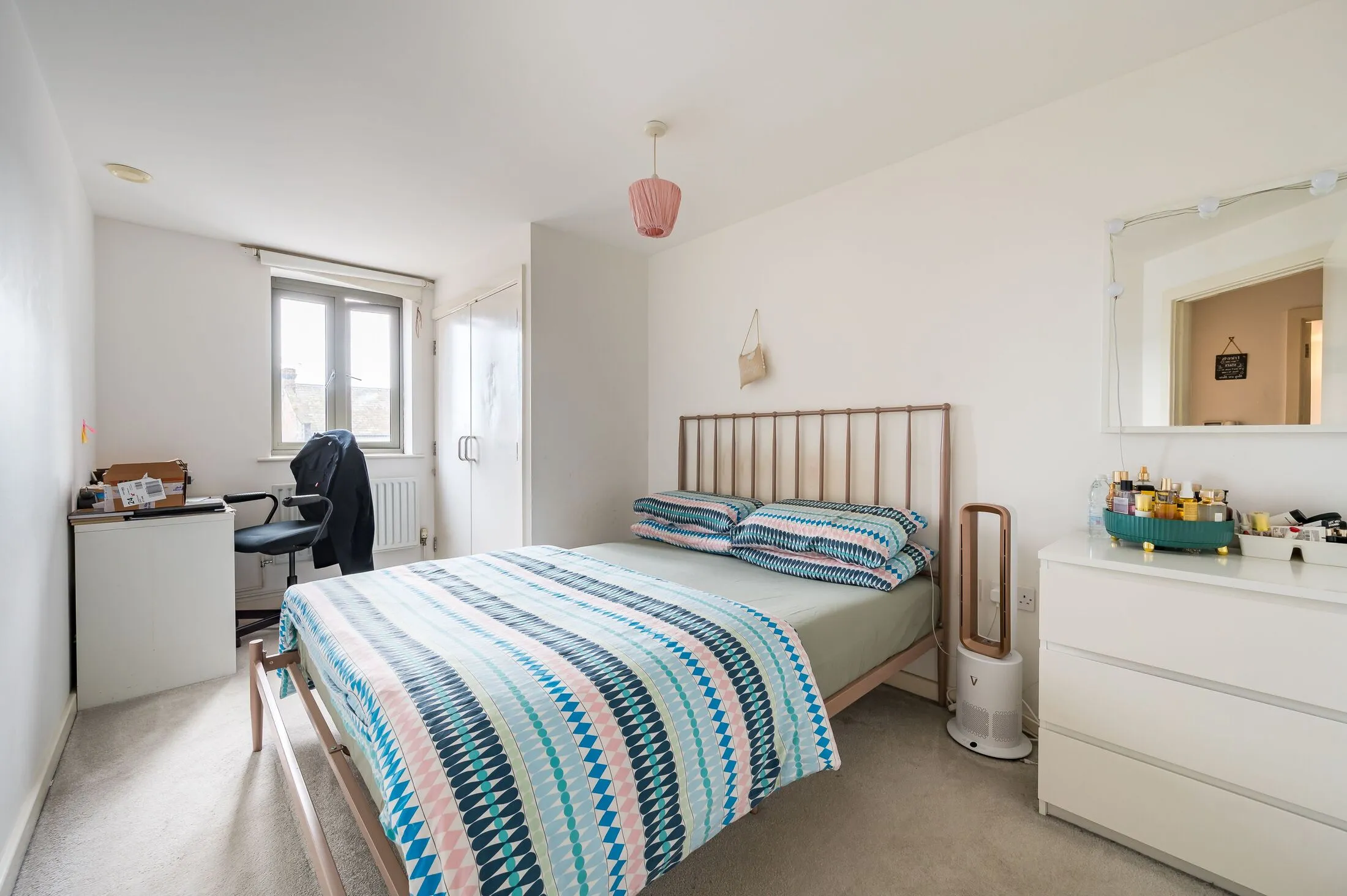 Flat High Road Leytonstone in Greater London