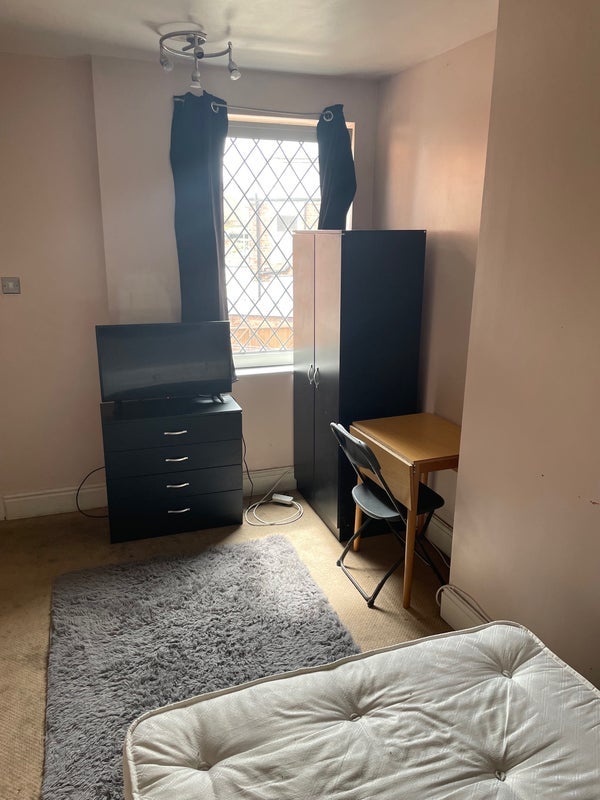 Room Potter Street in Bassetlaw