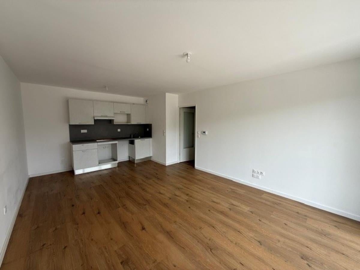 Flat Rue du Petit Bois in Wattignies