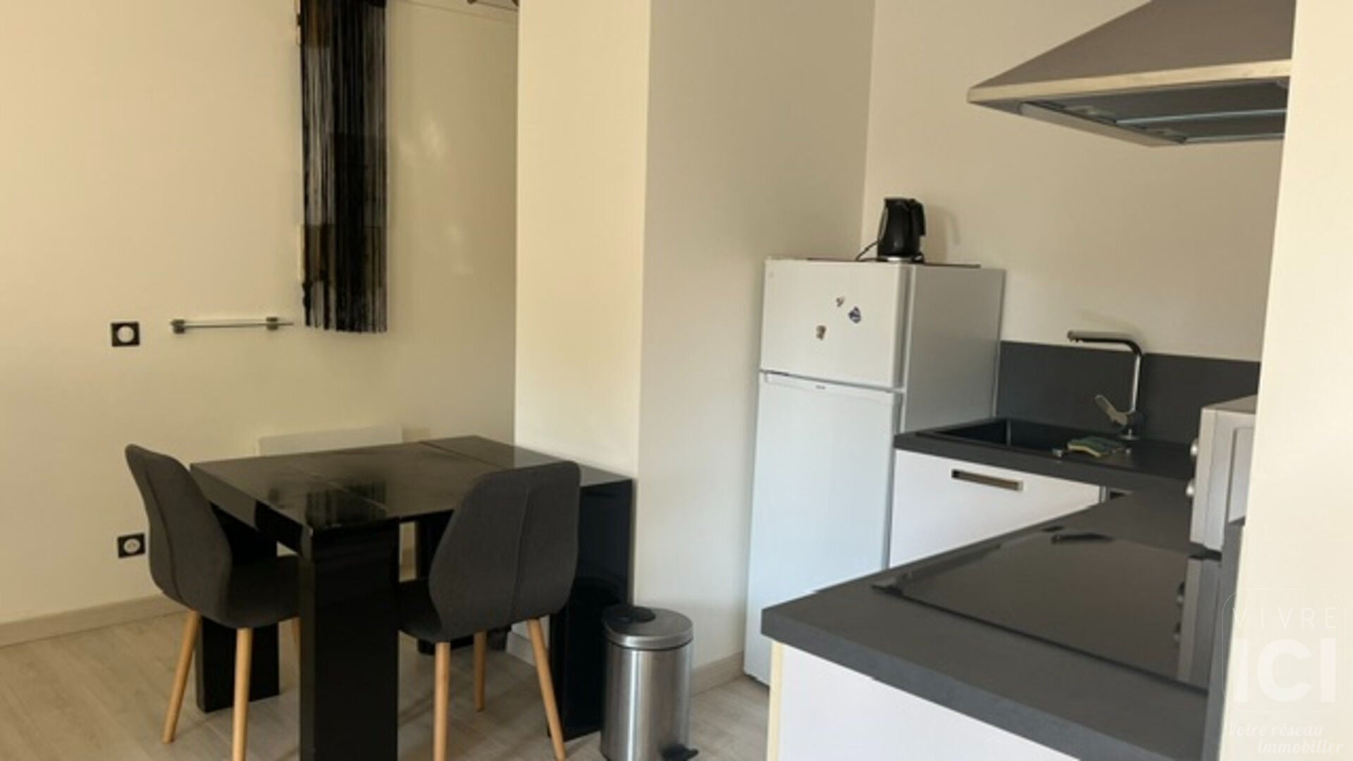 Flat Rue Georges Clemenceau in Nantes