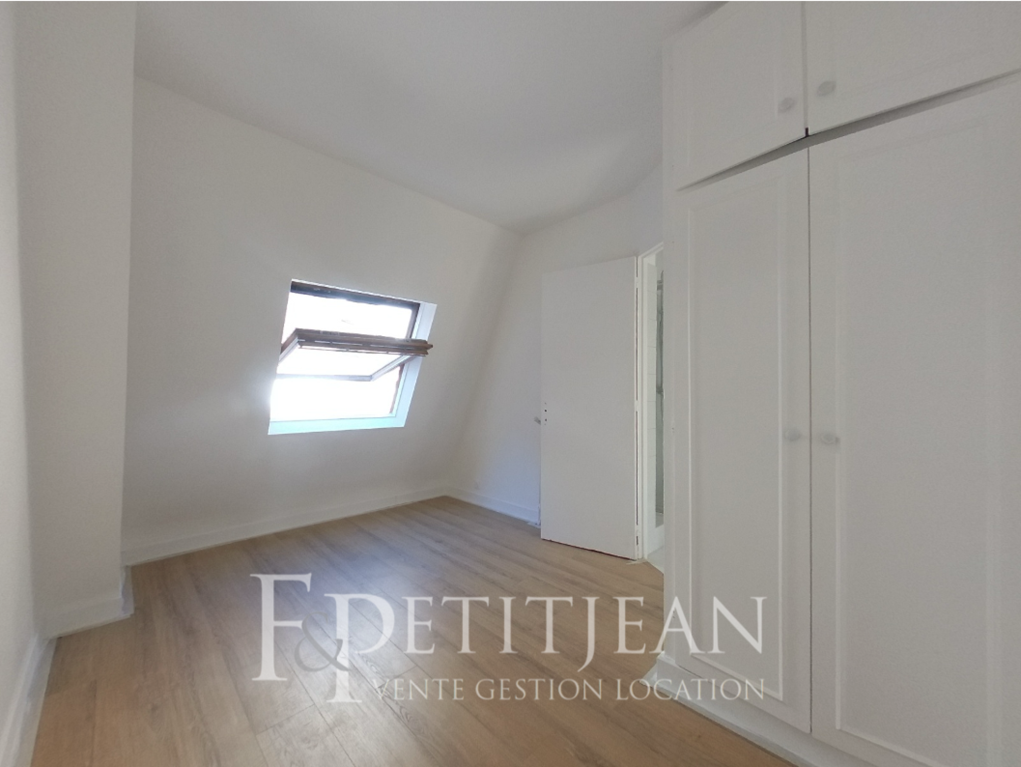Flat Rue du Pont Neuf in Paris