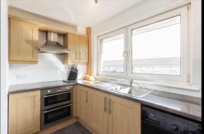 Flat Russell Place in East Kilbride