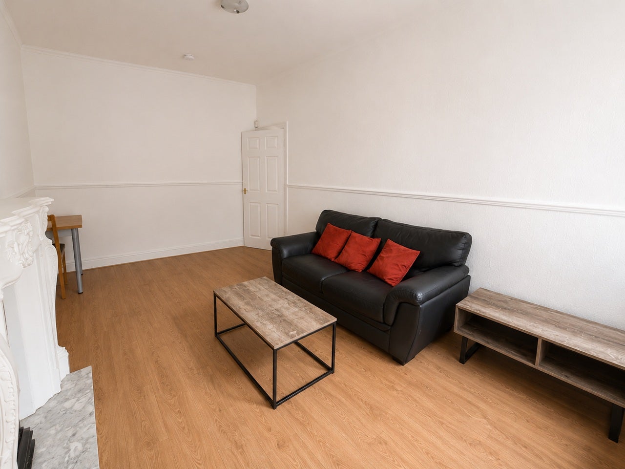 Flat Lynnwood Terrace in Newcastle upon Tyne