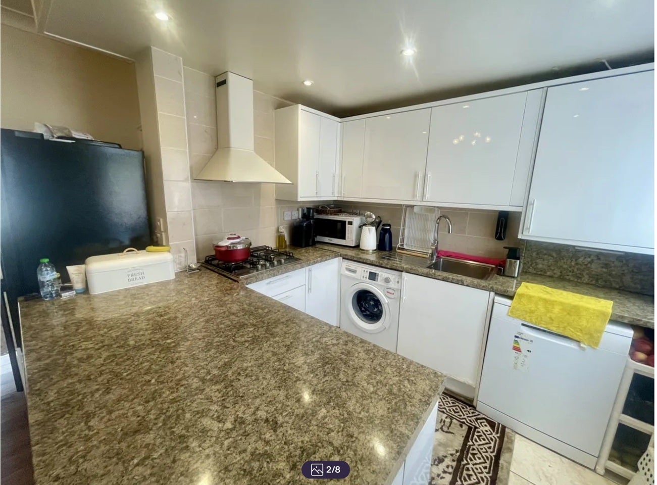 House Guru Nanak Road in Greater London
