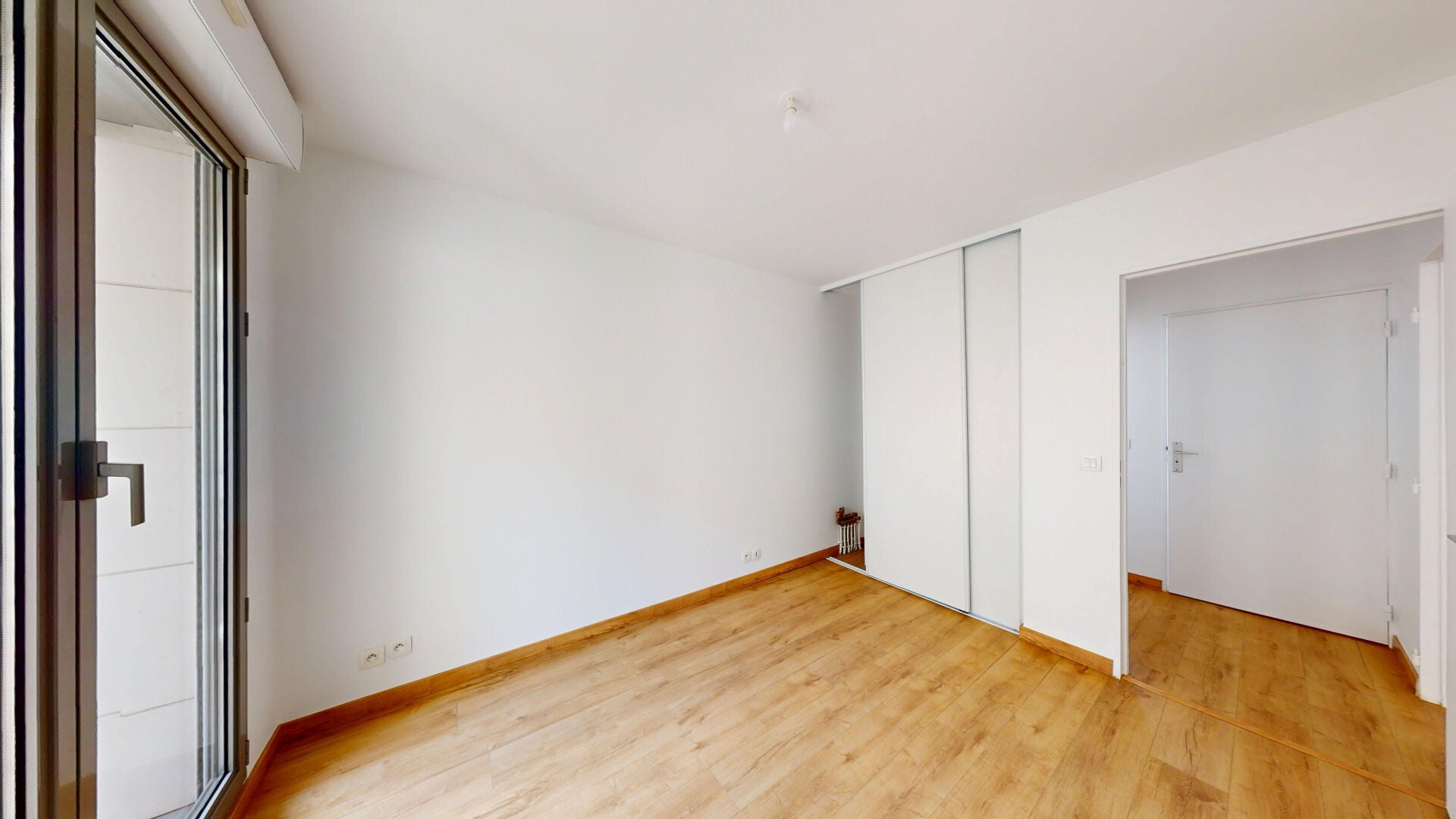 Appartement Rue Jacques Mazaud à Levallois-Perret