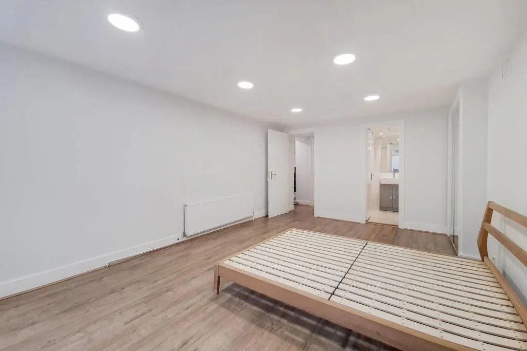 Flat Mornington Crescent in Greater London