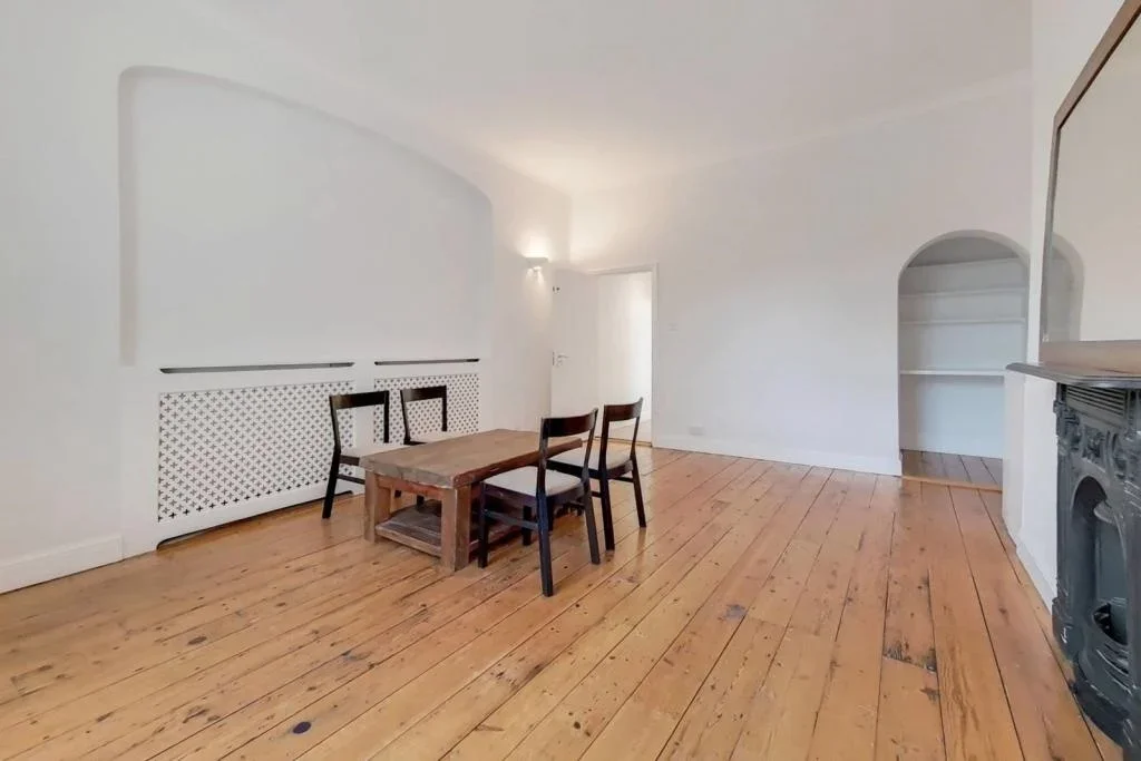 Flat Mornington Crescent in Greater London