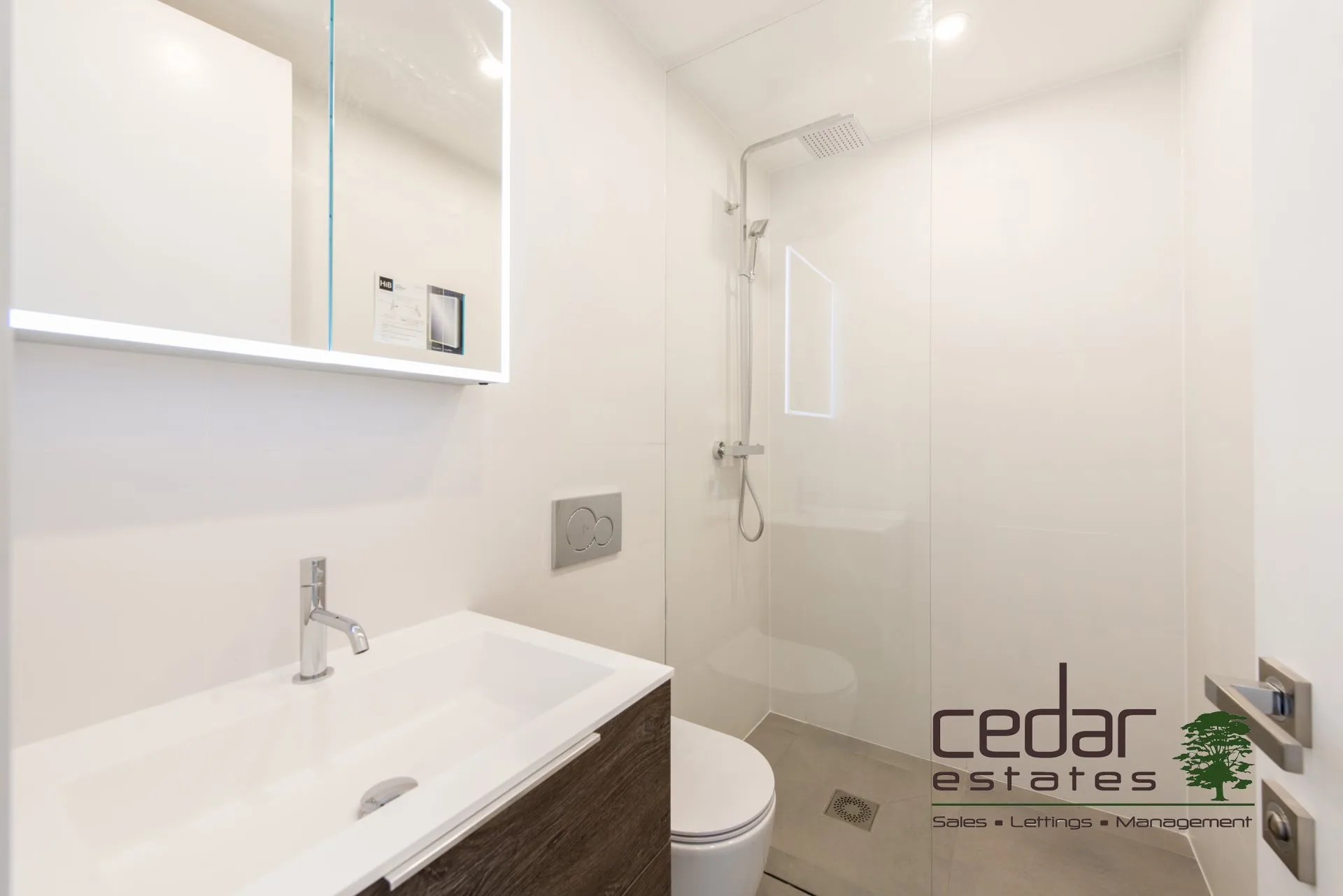 Room Westbourne Park Road in Greater London