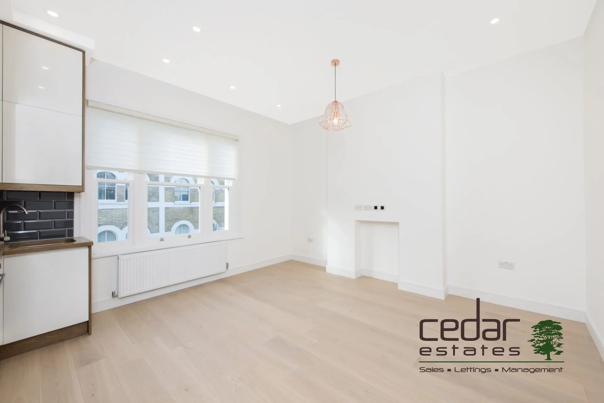 Room Westbourne Park Road in Greater London