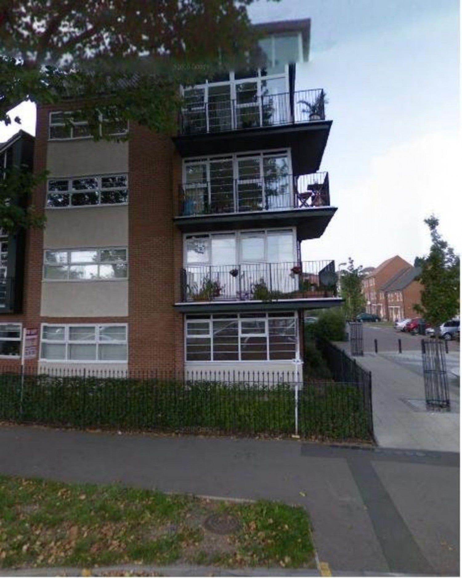 Flat Larchmont Road in Leicester