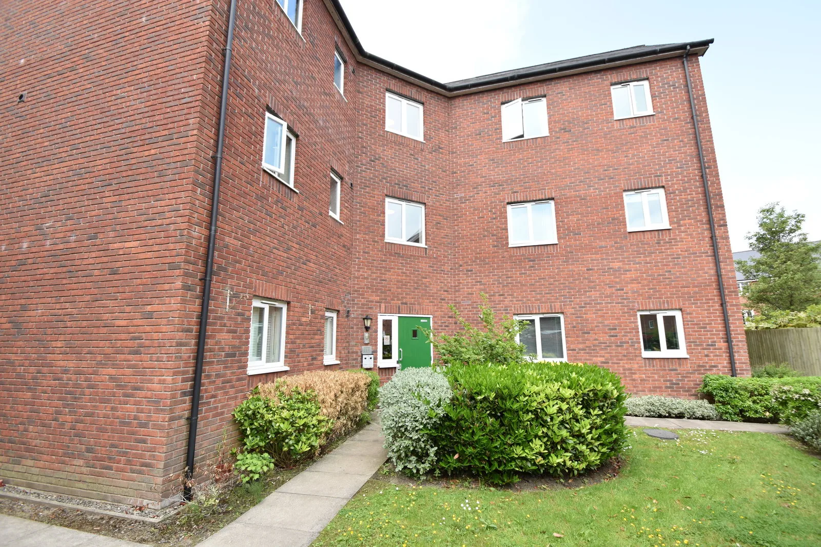 Flat Irwell Place in Bolton