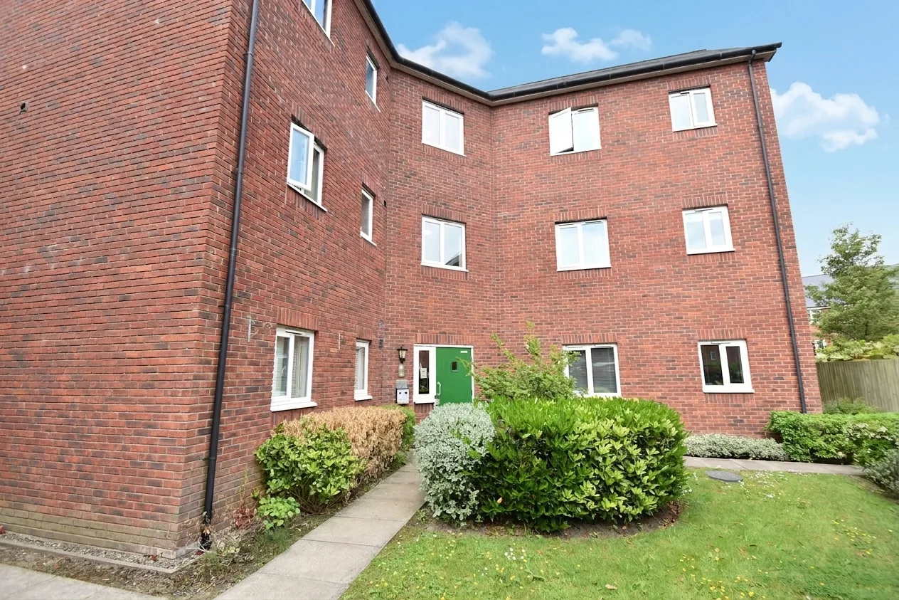 Flat Irwell Place in Bolton